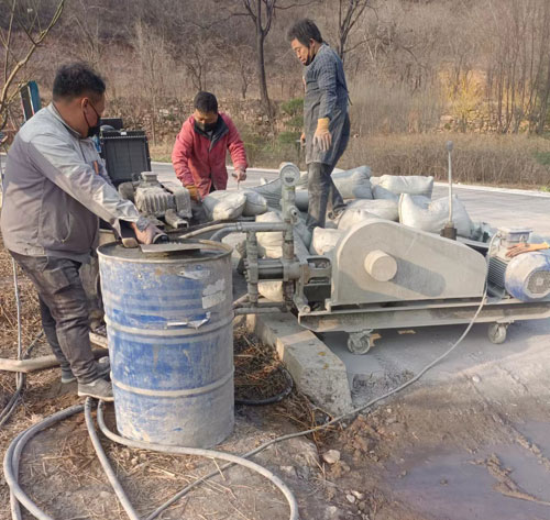 云霄路面下沉注浆